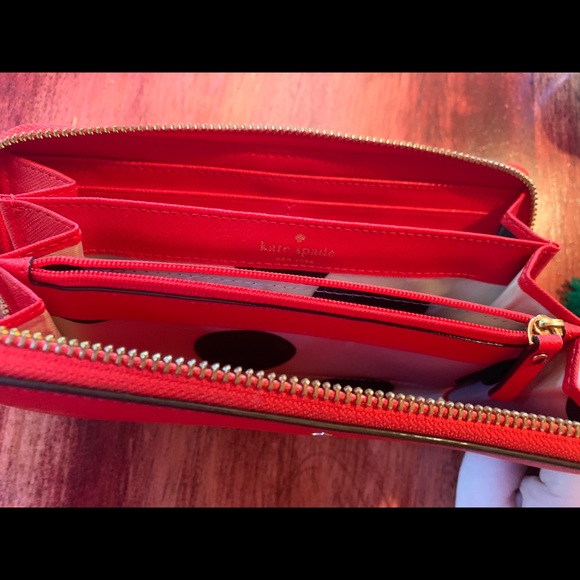 Kate Spade Cameron Wallet Large in Hot Chili - Picture 6 of 7